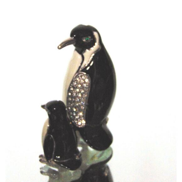 NEW Enameled Metal PENGUIN & BABY TRINKET BOX FIGURINE Austrian Crystals In Box - Picture 3 of 6